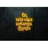 neon led en esta casa soñamos bonito, lightsandwires