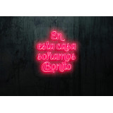 neon led en esta casa soñamos bonito, lightsandwires