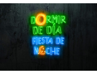 DORMIR DE DIA FIESTA DE NOCHE, LIGHTSANDWIRES