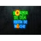 DORMIR DE DIA FIESTA DE NOCHE, LIGHTSANDWIRES