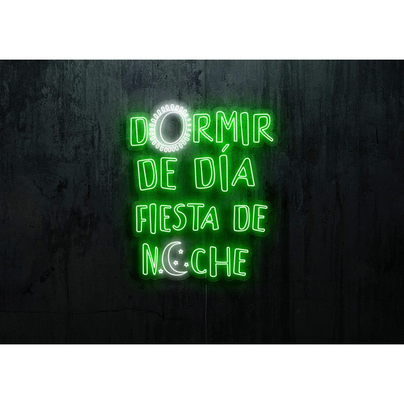 DORMIR DE DIA FIESTA DE NOCHE, LIGHTSANDWIRES