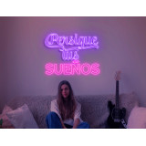 Neón Led "Persigue tus sueños"lightsandwires