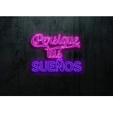 Neón Led "Persigue tus sueños"lightsandwires