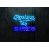 Neón Led "Persigue tus sueños"lightsandwires