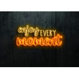 Neón Led "Enjoy every moment"lightsandwires