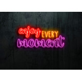 Neón Led "Enjoy every moment"lightsandwires
