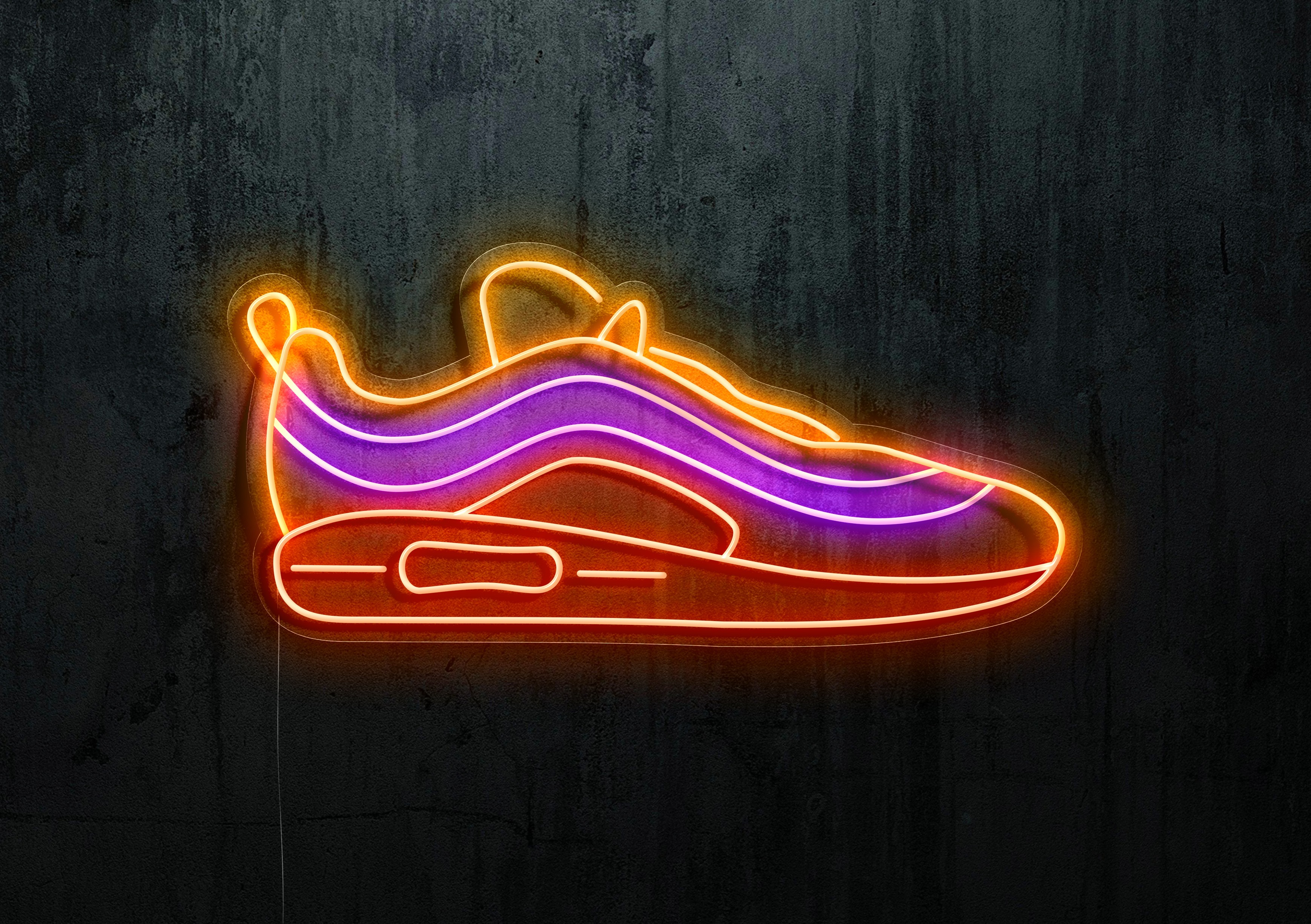 Hermosa zapatilla con tira neon led flex y metacrilato