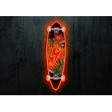 Alucinante Skateboard con decoración floral y iluminación led con rayo