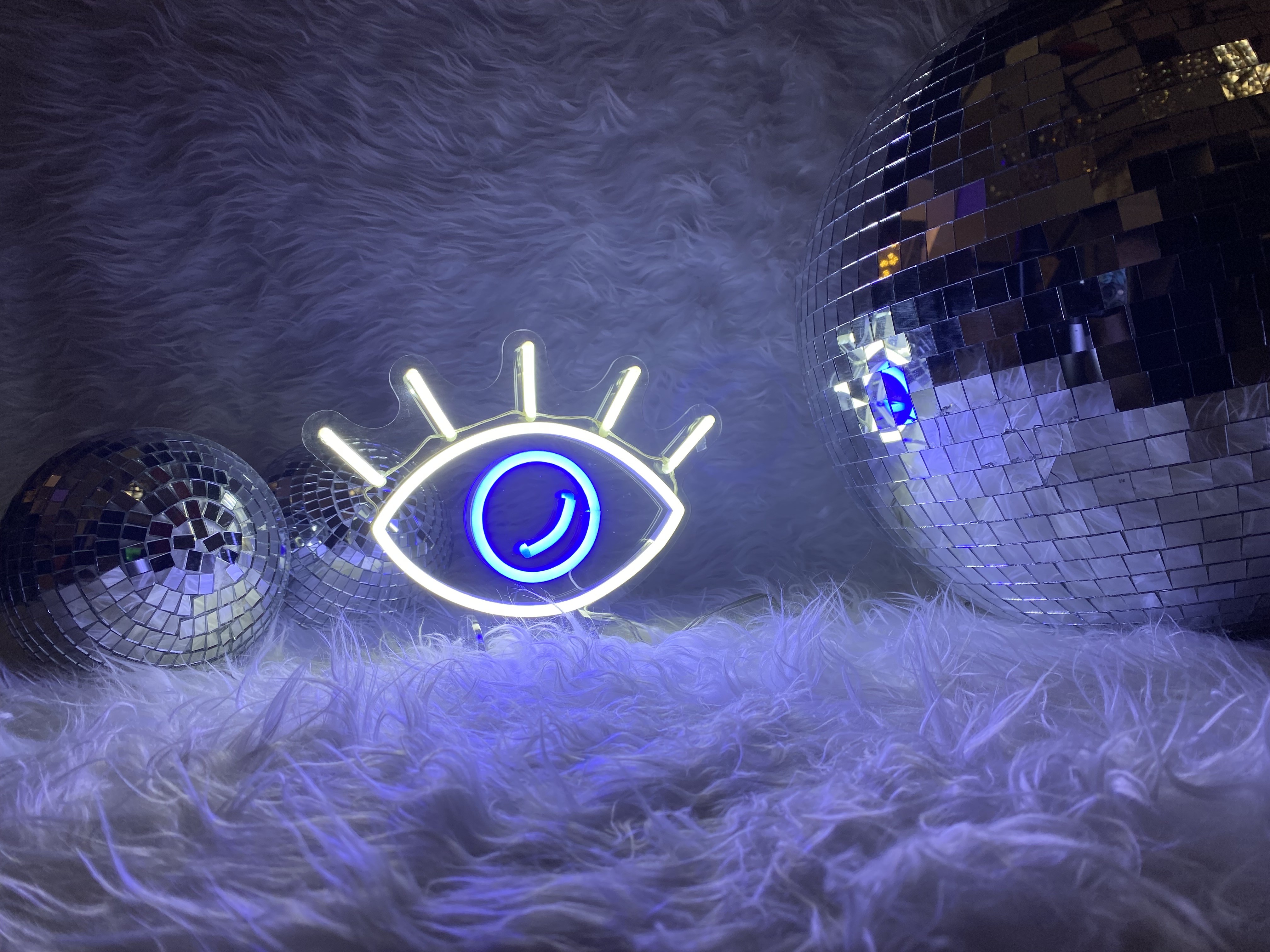 Lampara de neón led ojo con pestañas Lampara de neón led ojo con pestañas