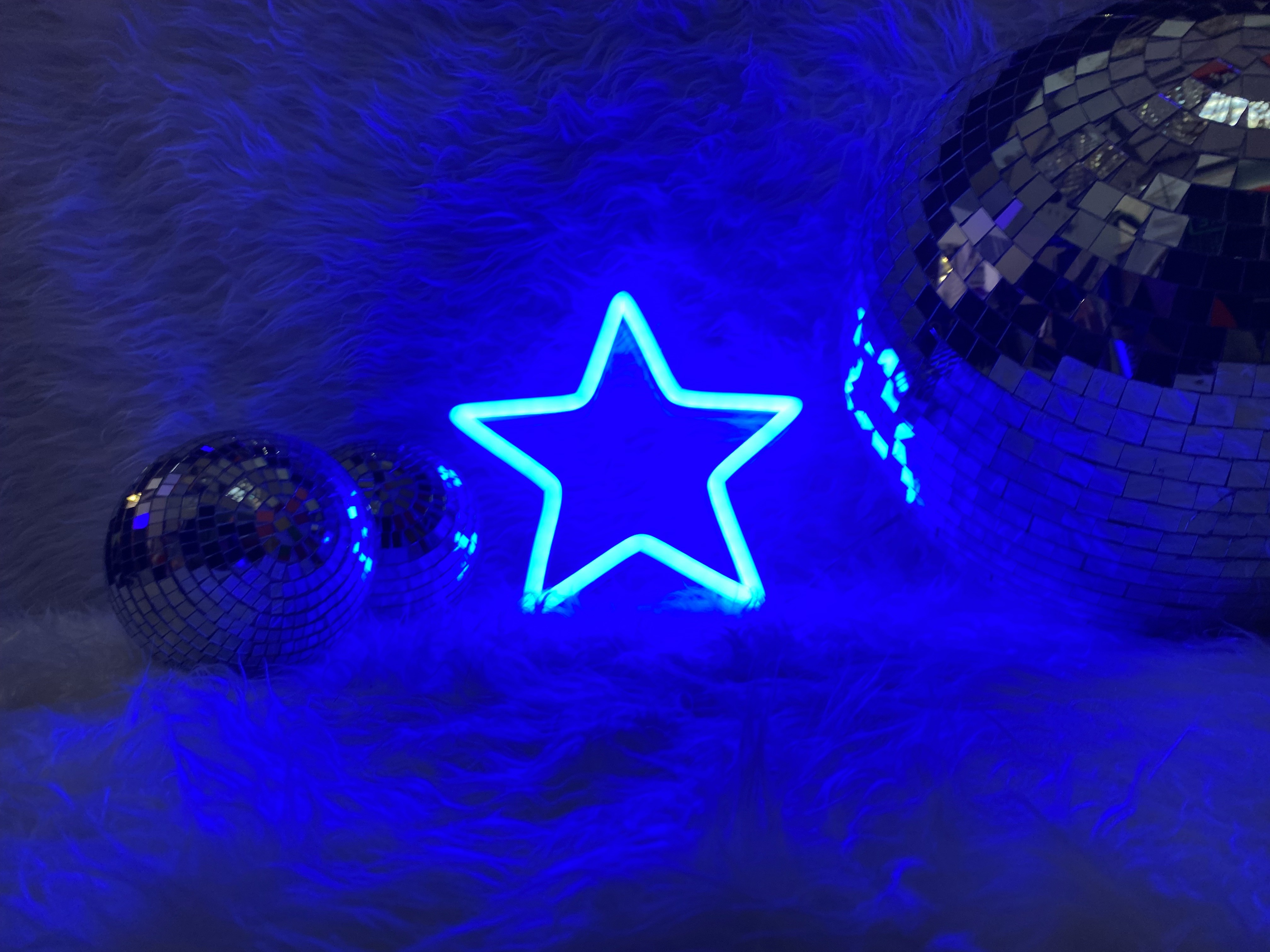 lampara de neón led personalizado con base de metacrilato. lampara de neón led personalizado con base de metacrilato.