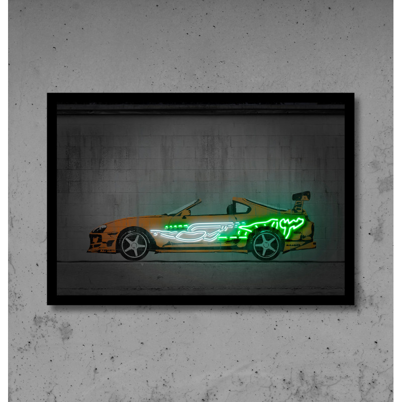 vinilo impreso con forma de coche y detalles de neon led Flex con base de metacrilato.