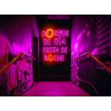DORMIR DE DIA FIESTA DE NOCHE, LIGHTSANDWIRES
