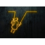neon led columpio. lightsandwires